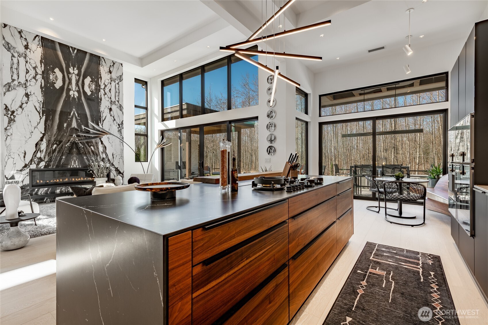 5684 Lux Lane , Blaine, WA 98230