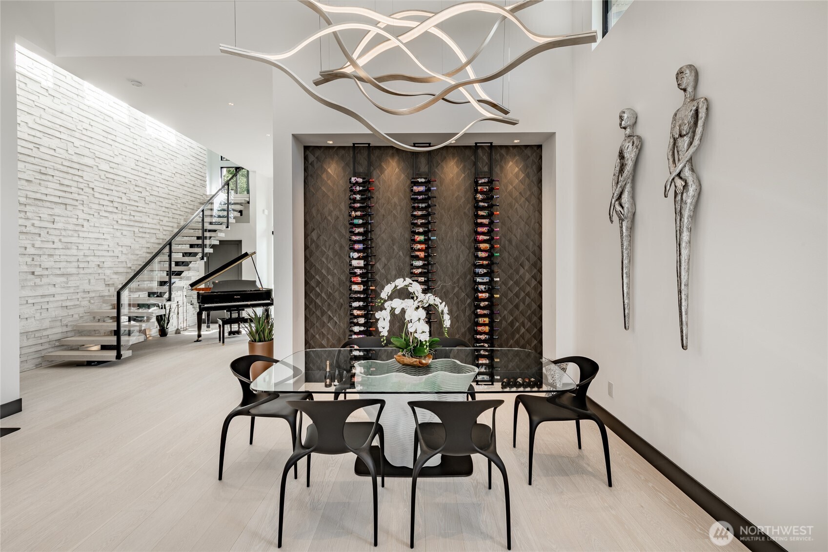 5684 Lux Lane , Blaine, WA 98230