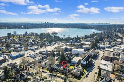 909 N 75th Street , Seattle, WA 98103 - Photo 28