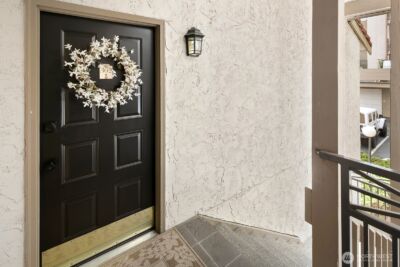 10508 NE 32nd Place #G302, Bellevue, WA 98004 - Photo 2