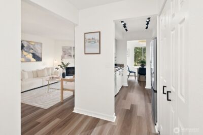 10508 NE 32nd Place #G302, Bellevue, WA 98004 - Photo 3