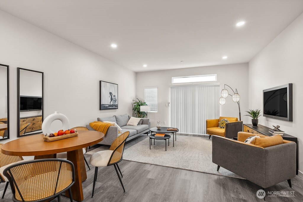 16111 36TH Avenue W #H6, Lynnwood, WA 98087