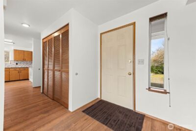 2733 SW Vantage Avenue , Olympia, WA 98512 - Photo 6