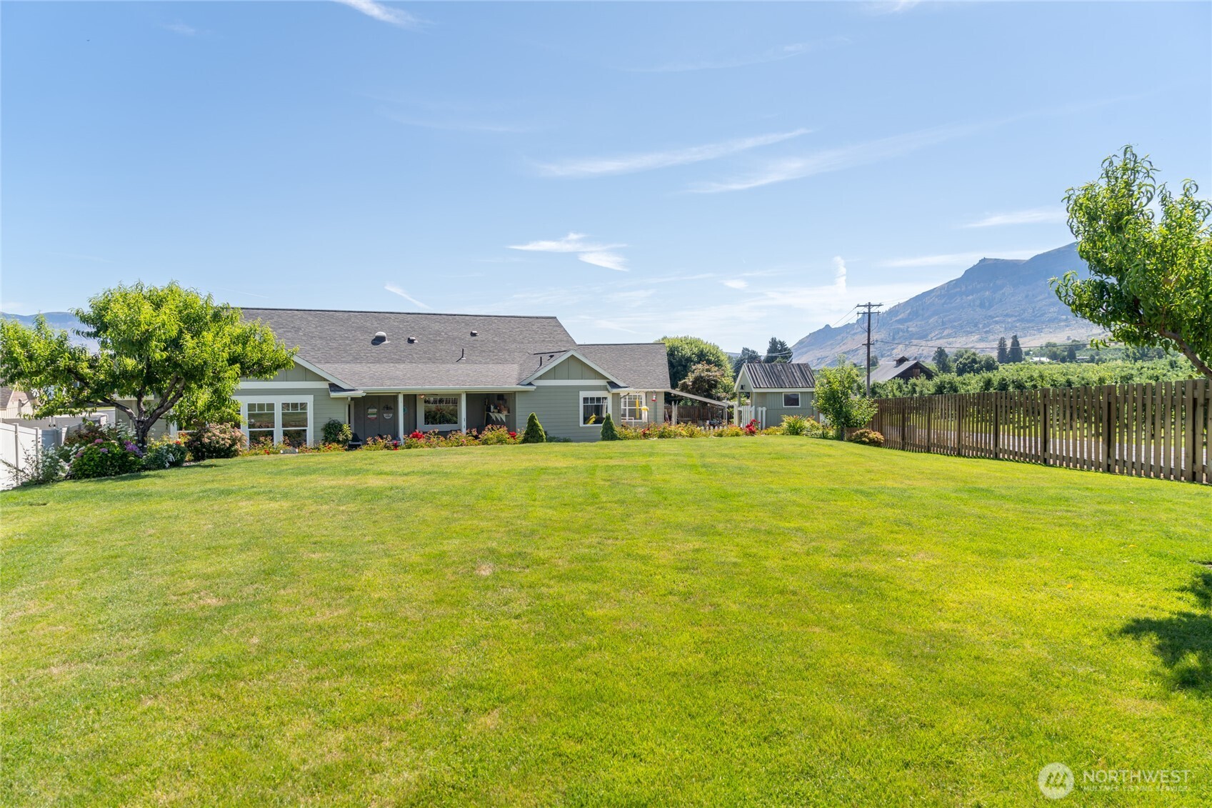 19 Cobb Court , Malaga, WA 98828