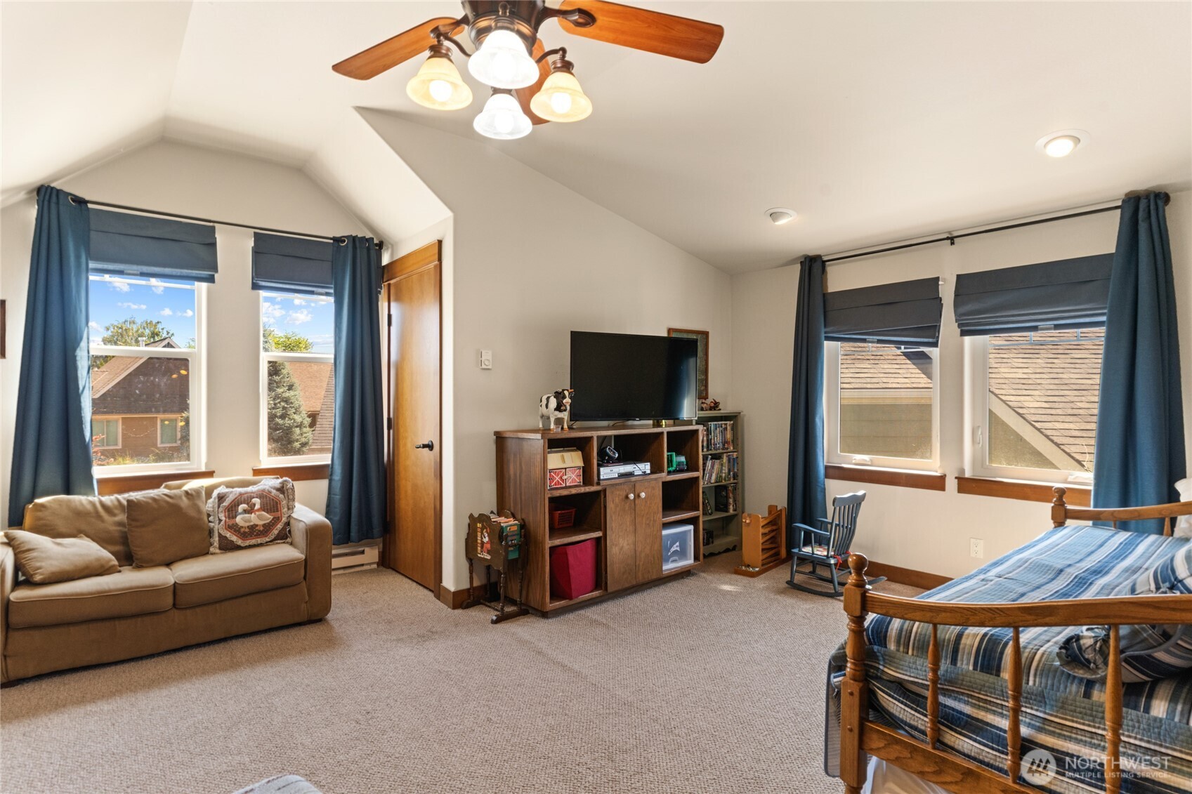 19 Cobb Court , Malaga, WA 98828