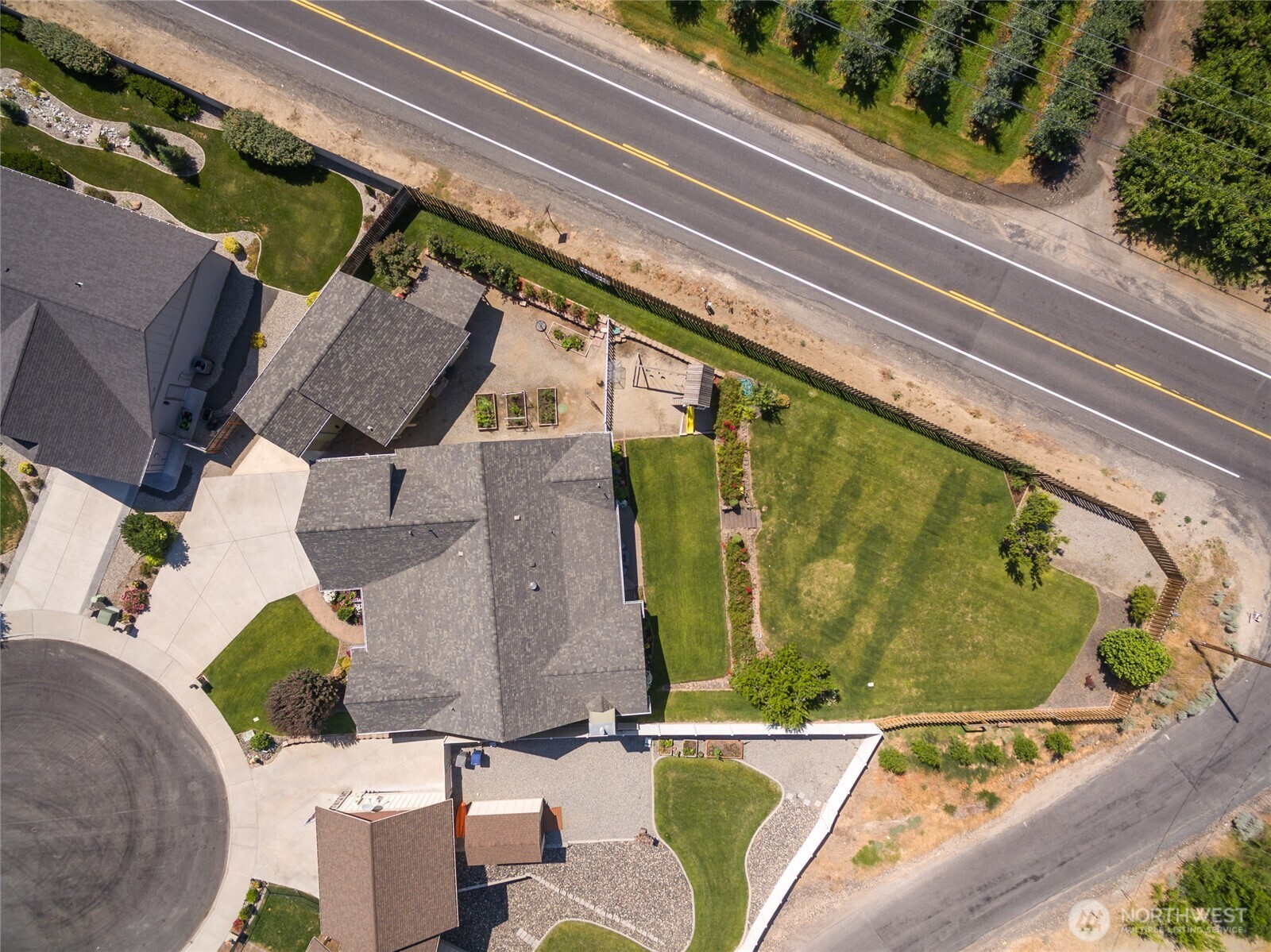 19 Cobb Court , Malaga, WA 98828