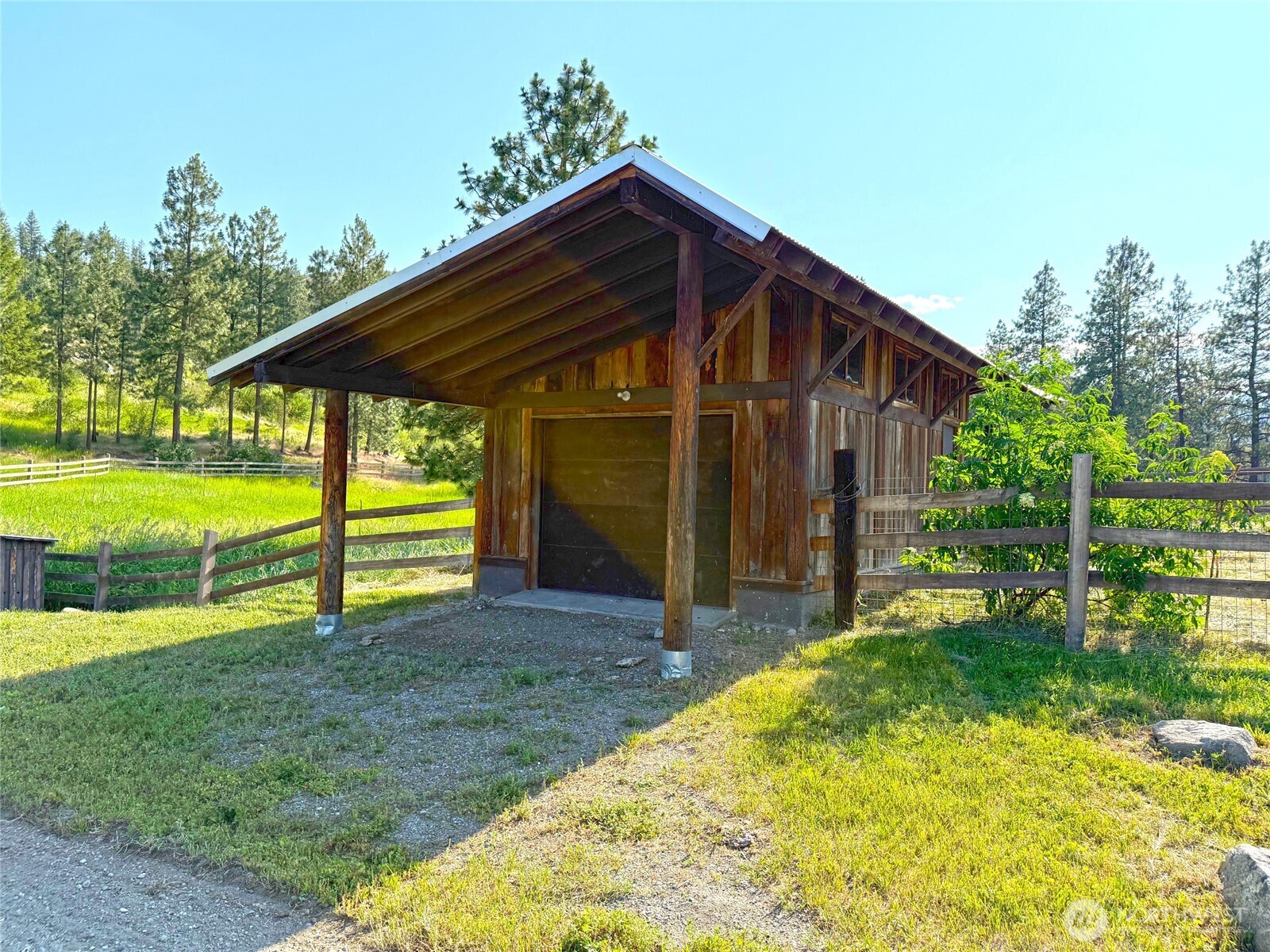 156 Poechmann Road , Okanogan, WA 98840
