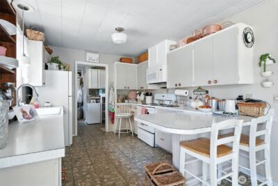 2147 Glenwood Highway , Goldendale, WA 98620 - Photo 9