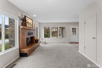 9 N Elliott Avenue , Wenatchee, WA 98801 - Photo 12