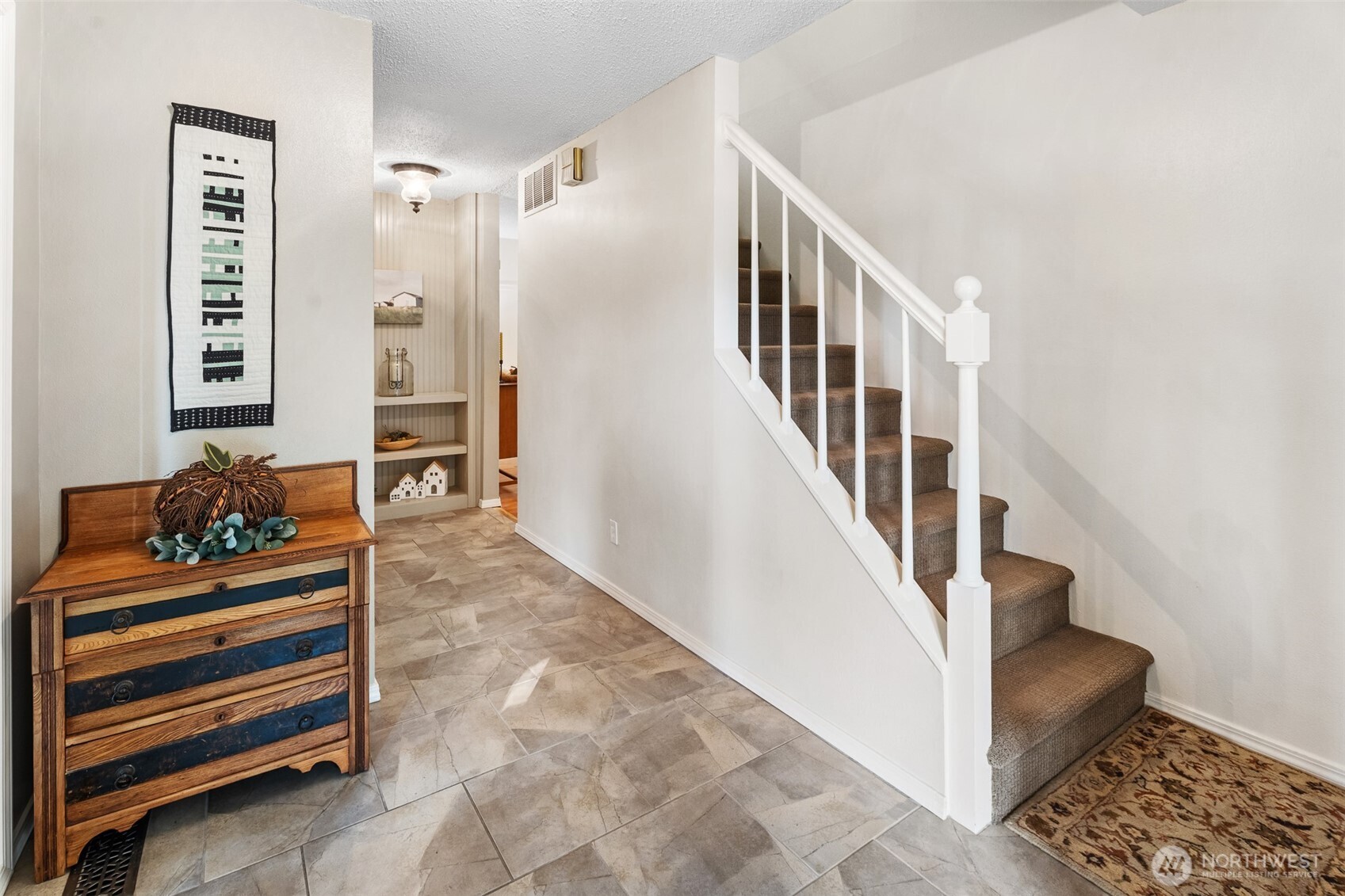 9 N Elliott Avenue , Wenatchee, WA 98801