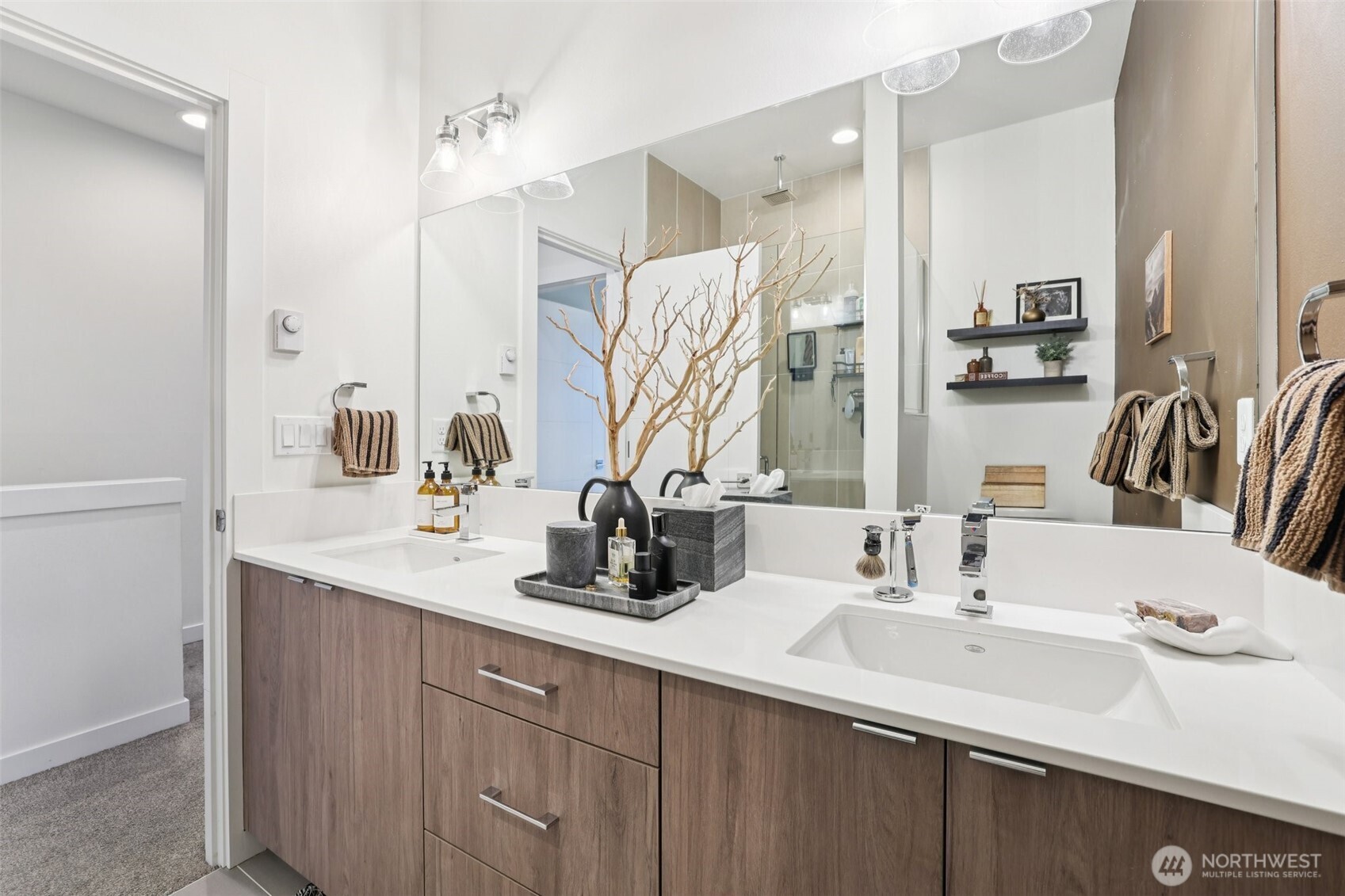 2403 SW Edmunds Street , Seattle, WA 98106