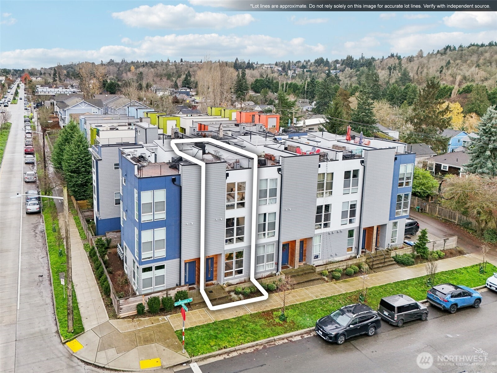 2403 SW Edmunds Street , Seattle, WA 98106
