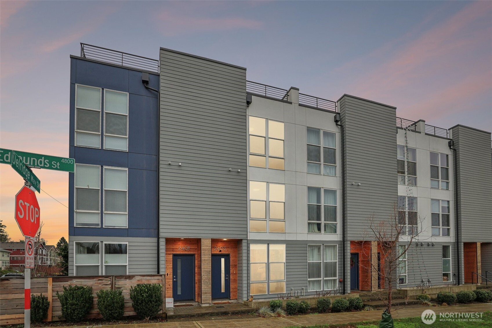 2403 SW Edmunds Street , Seattle, WA 98106