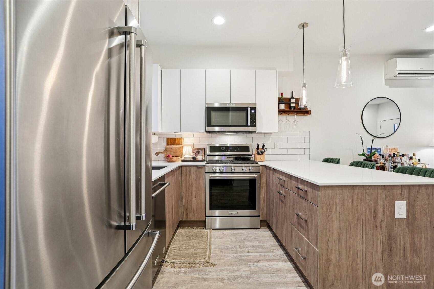 2403 SW Edmunds Street , Seattle, WA 98106