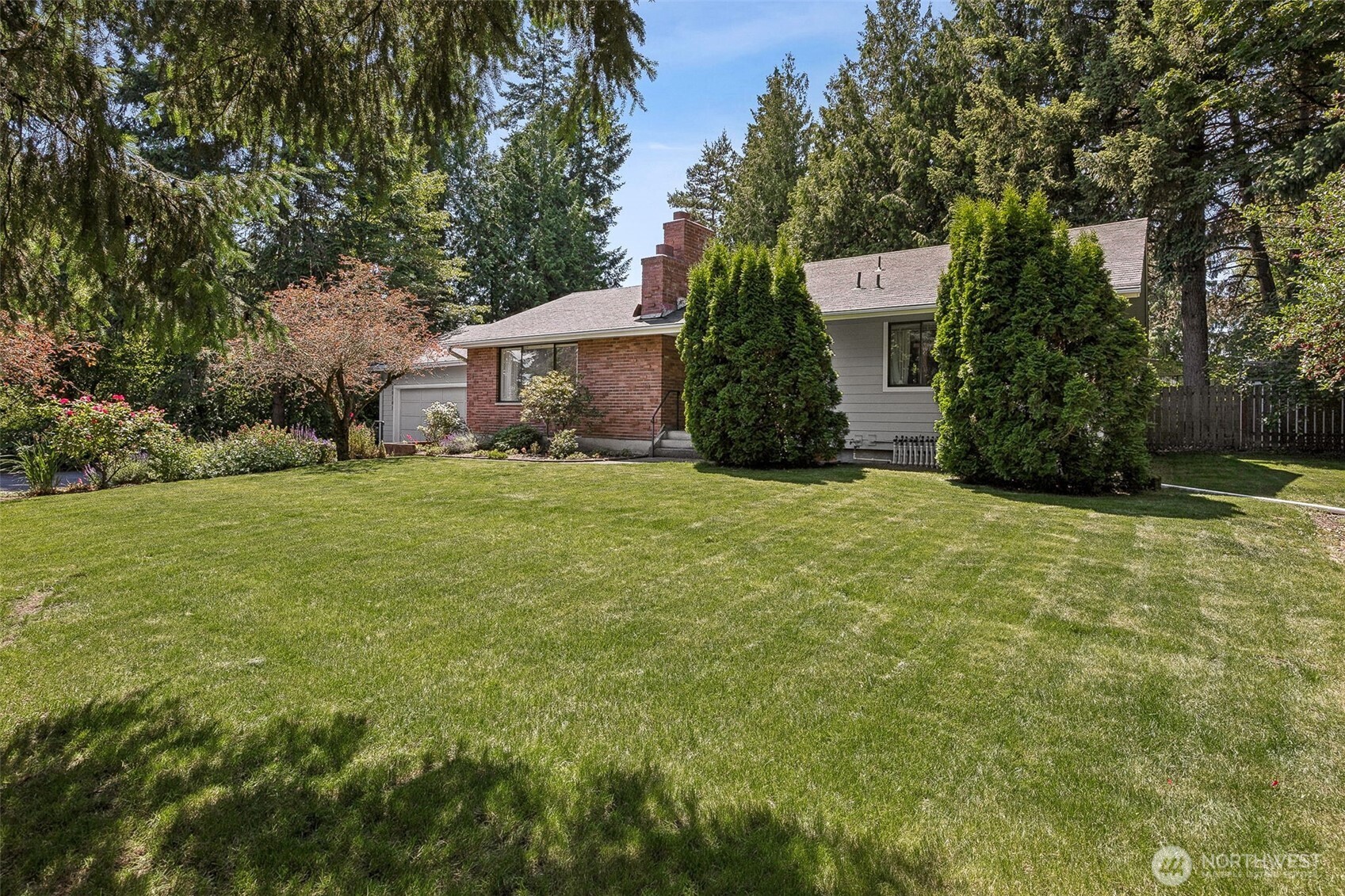 19101 1st Avenue S, Normandy Park, WA 98148-2005