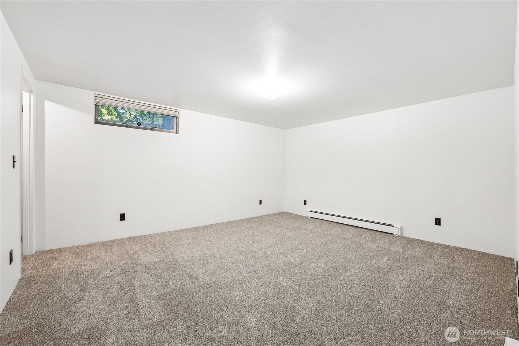 19101 1st Avenue S, Normandy Park, WA 98148-2005