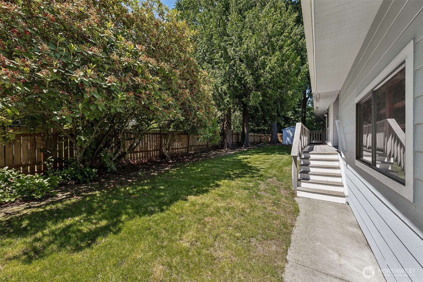 19101 1st Avenue S, Normandy Park, WA 98148-2005