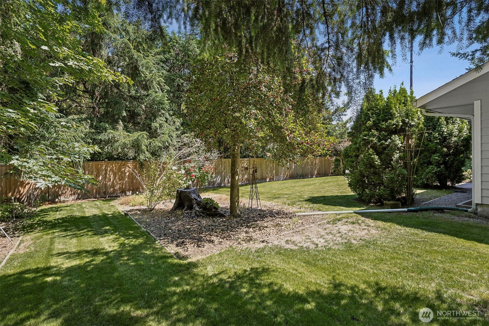 19101 1st Avenue S, Normandy Park, WA 98148-2005