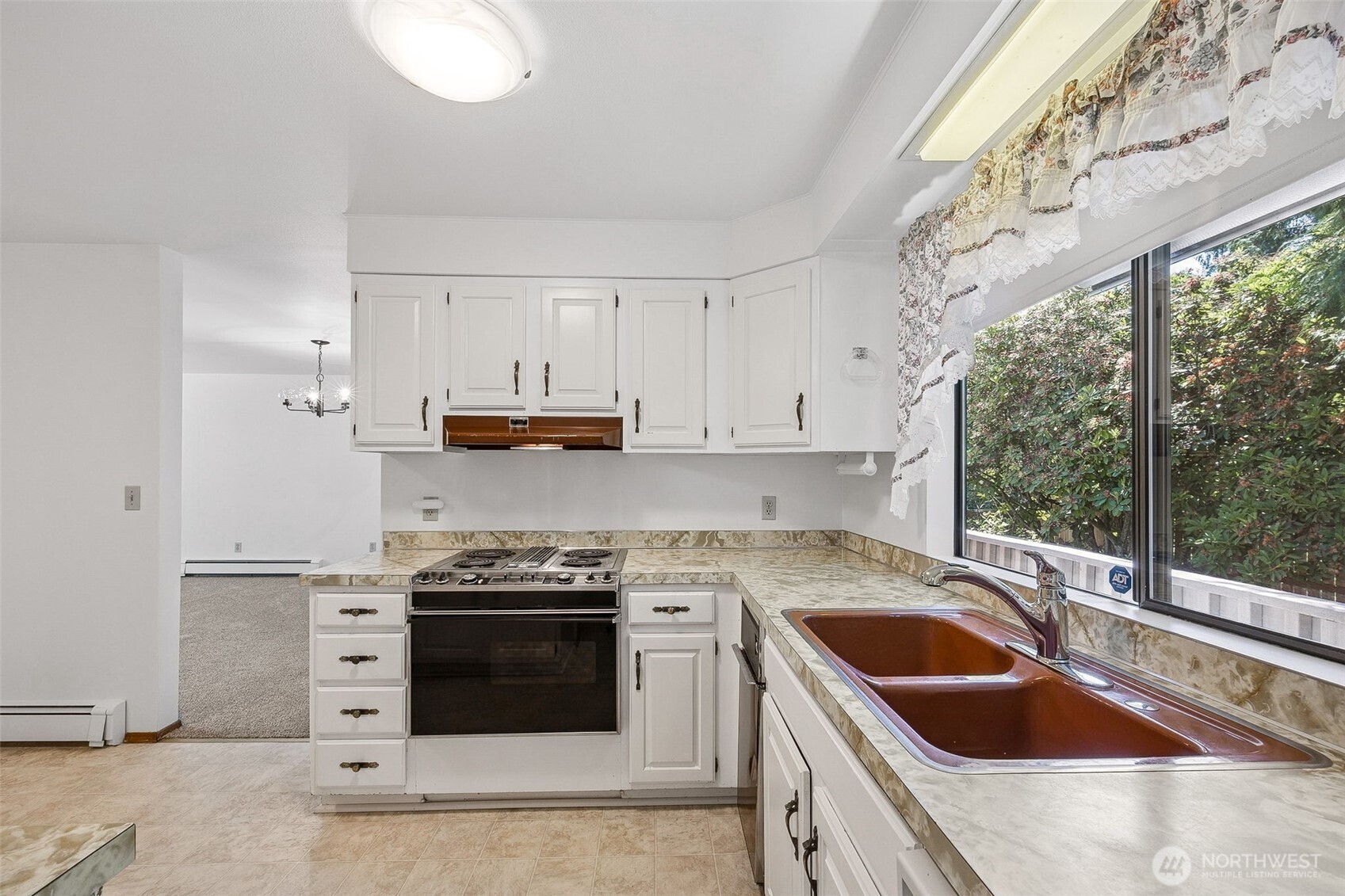 19101 1st Avenue S, Normandy Park, WA 98148-2005