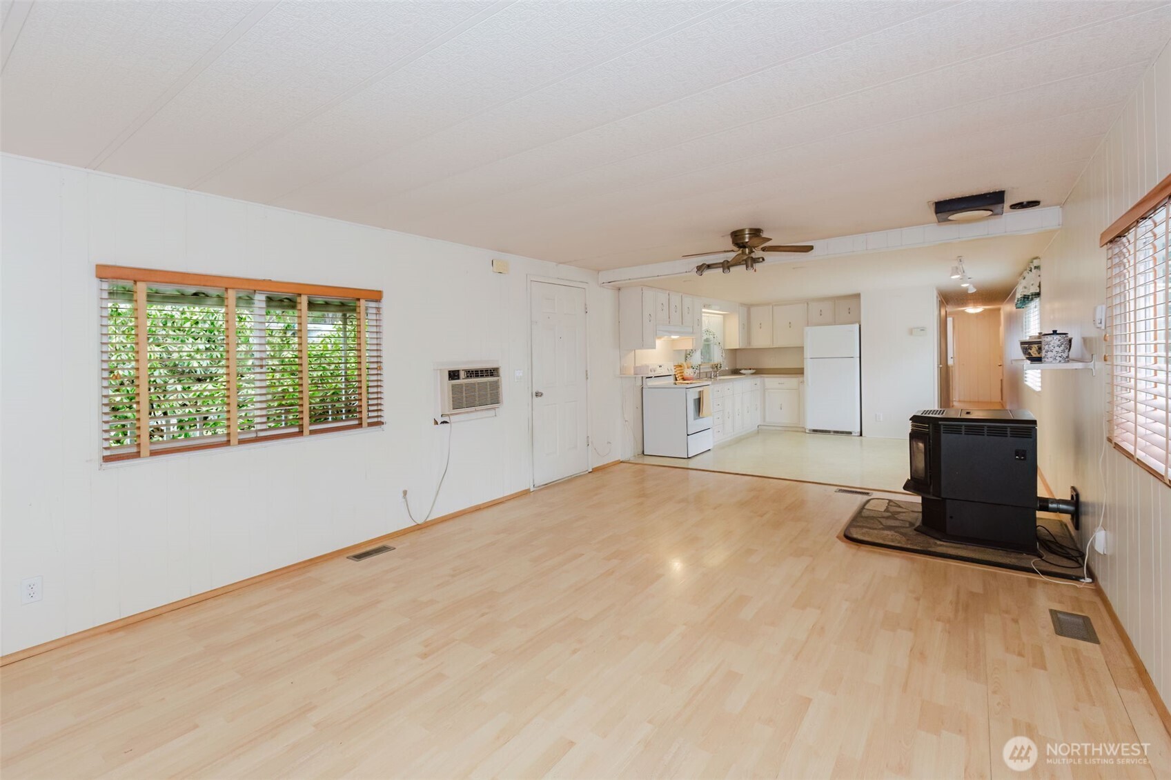 120 NE Larson Lake Lane , Belfair, WA 98528