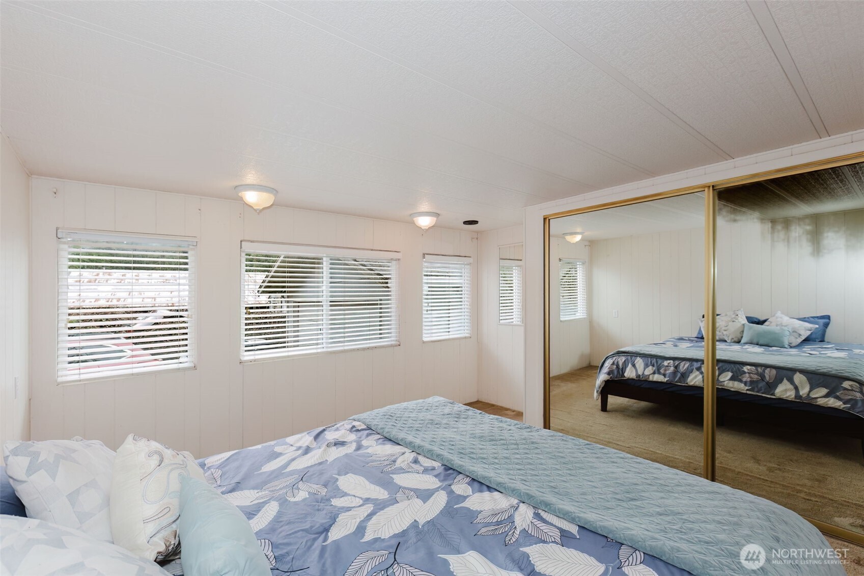 120 NE Larson Lake Lane , Belfair, WA 98528