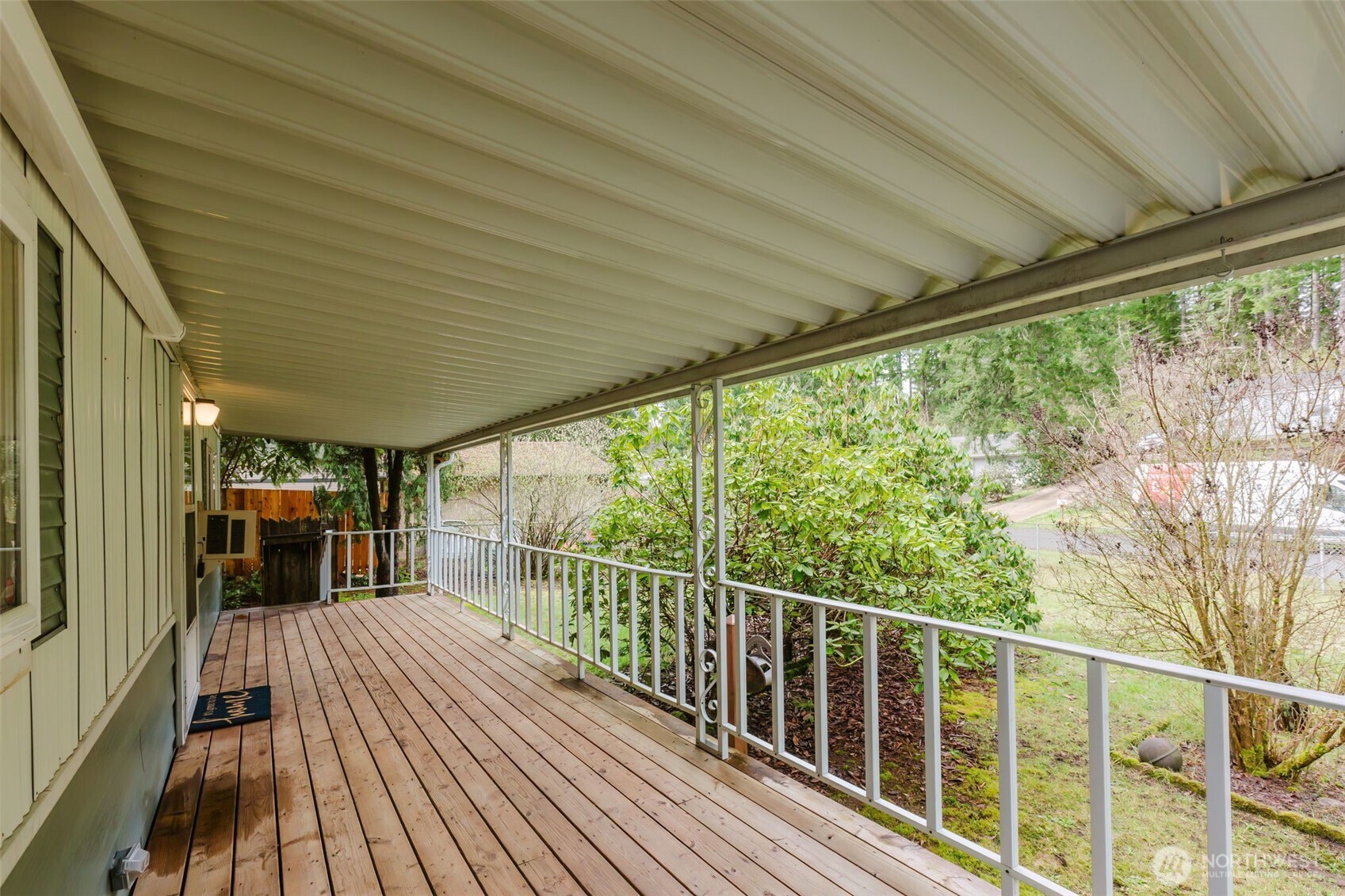 120 NE Larson Lake Lane , Belfair, WA 98528