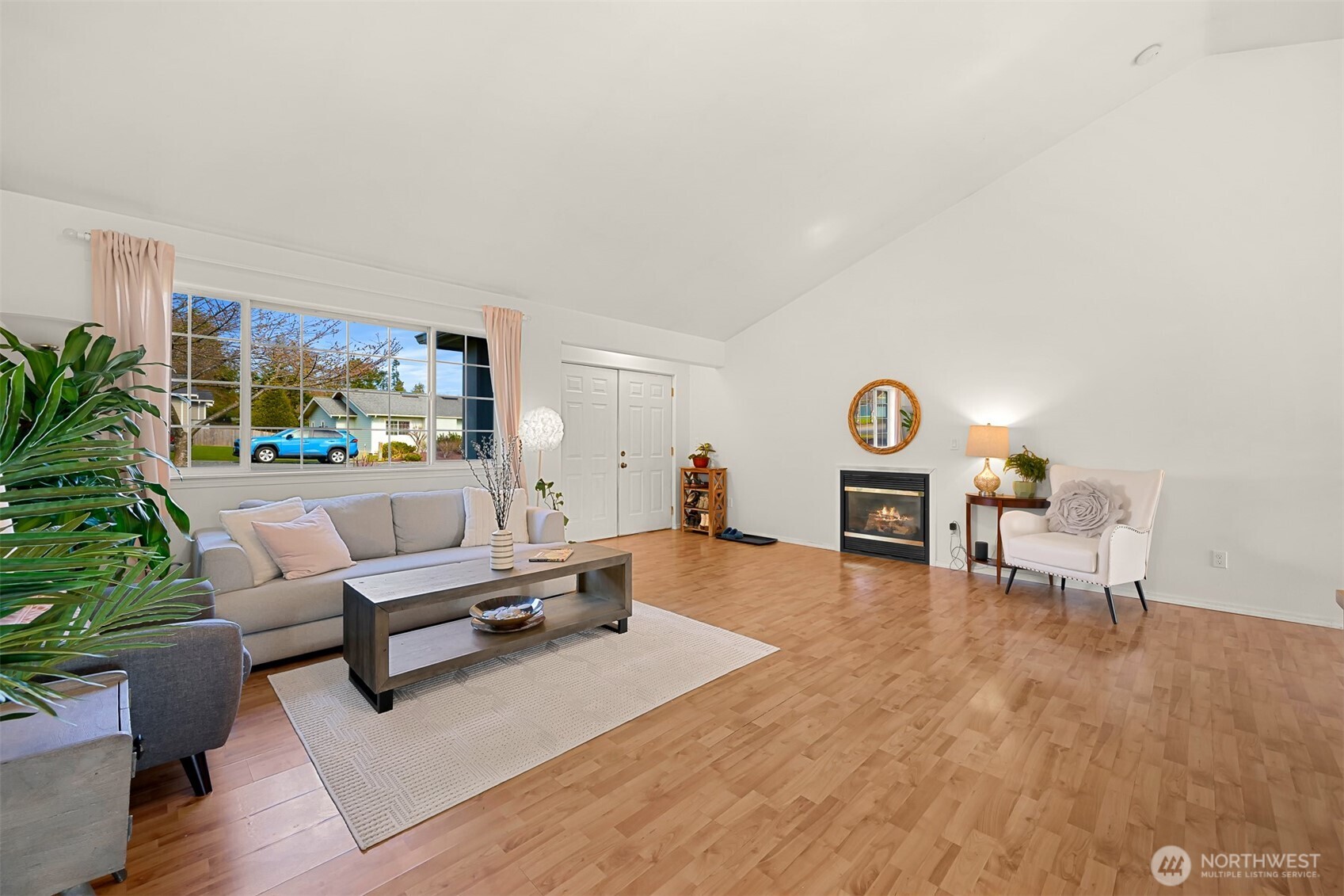 8190 Skagit Way , Blaine, WA 98230