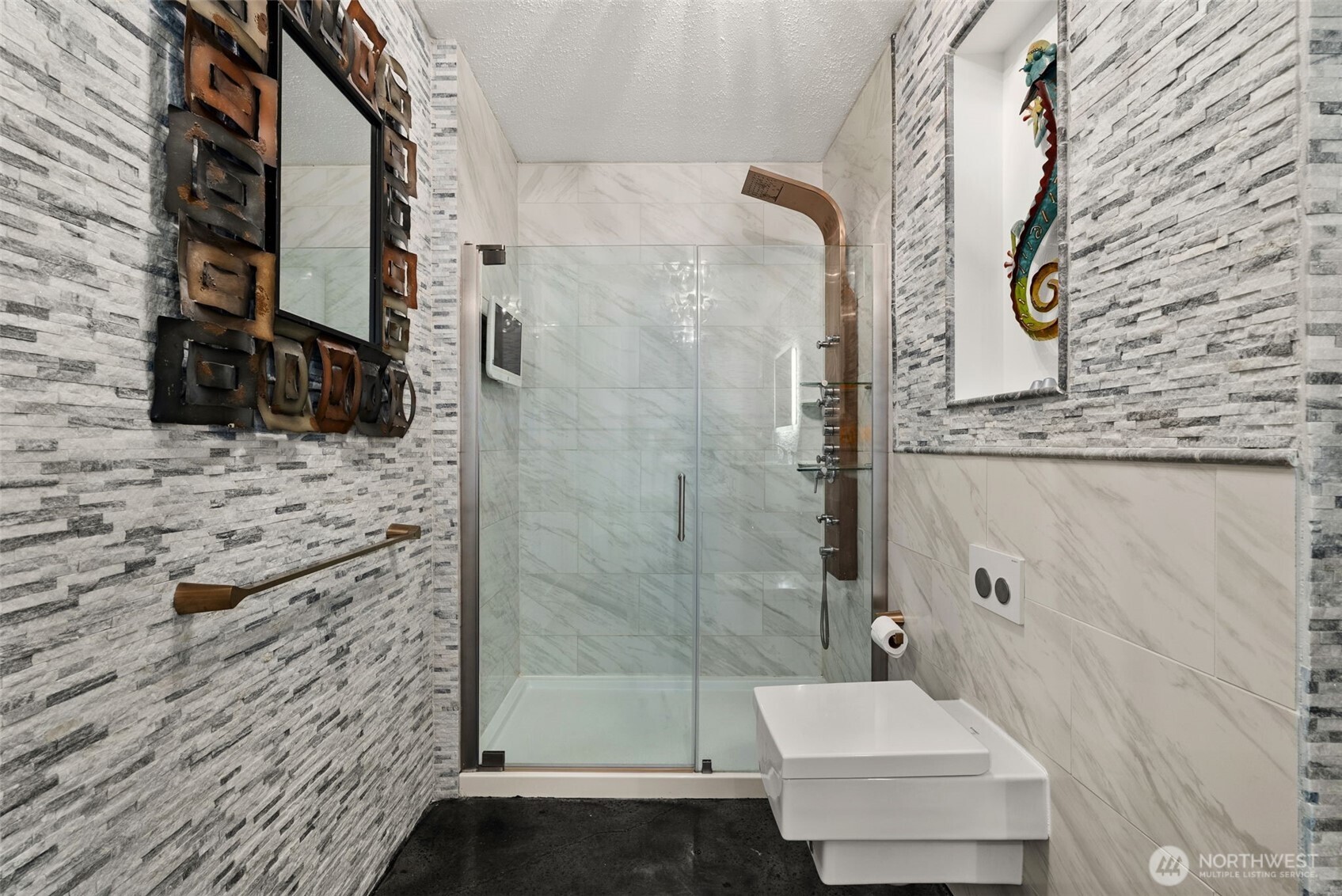 15115 Labrador Lane SW, Rochester, WA 98579