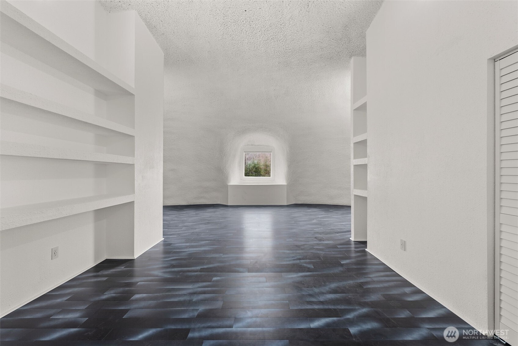 15115 Labrador Lane SW, Rochester, WA 98579