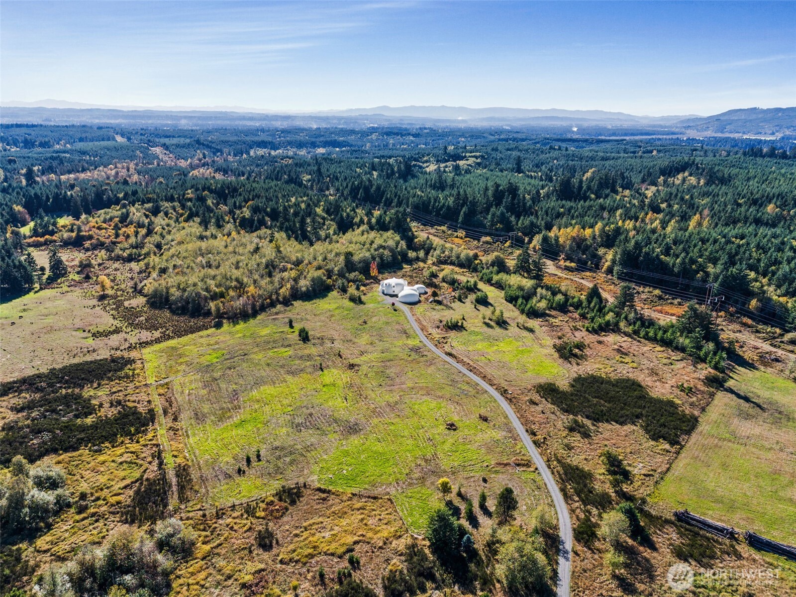15115 Labrador Lane SW, Rochester, WA 98579