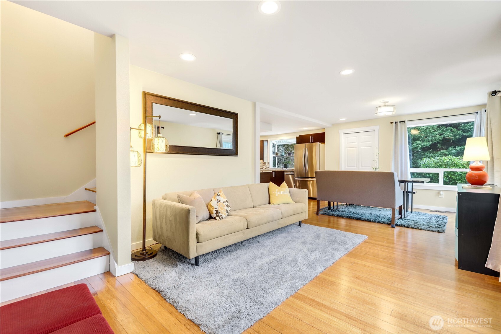 14142 97th Avenue NE, Kirkland, WA 98034