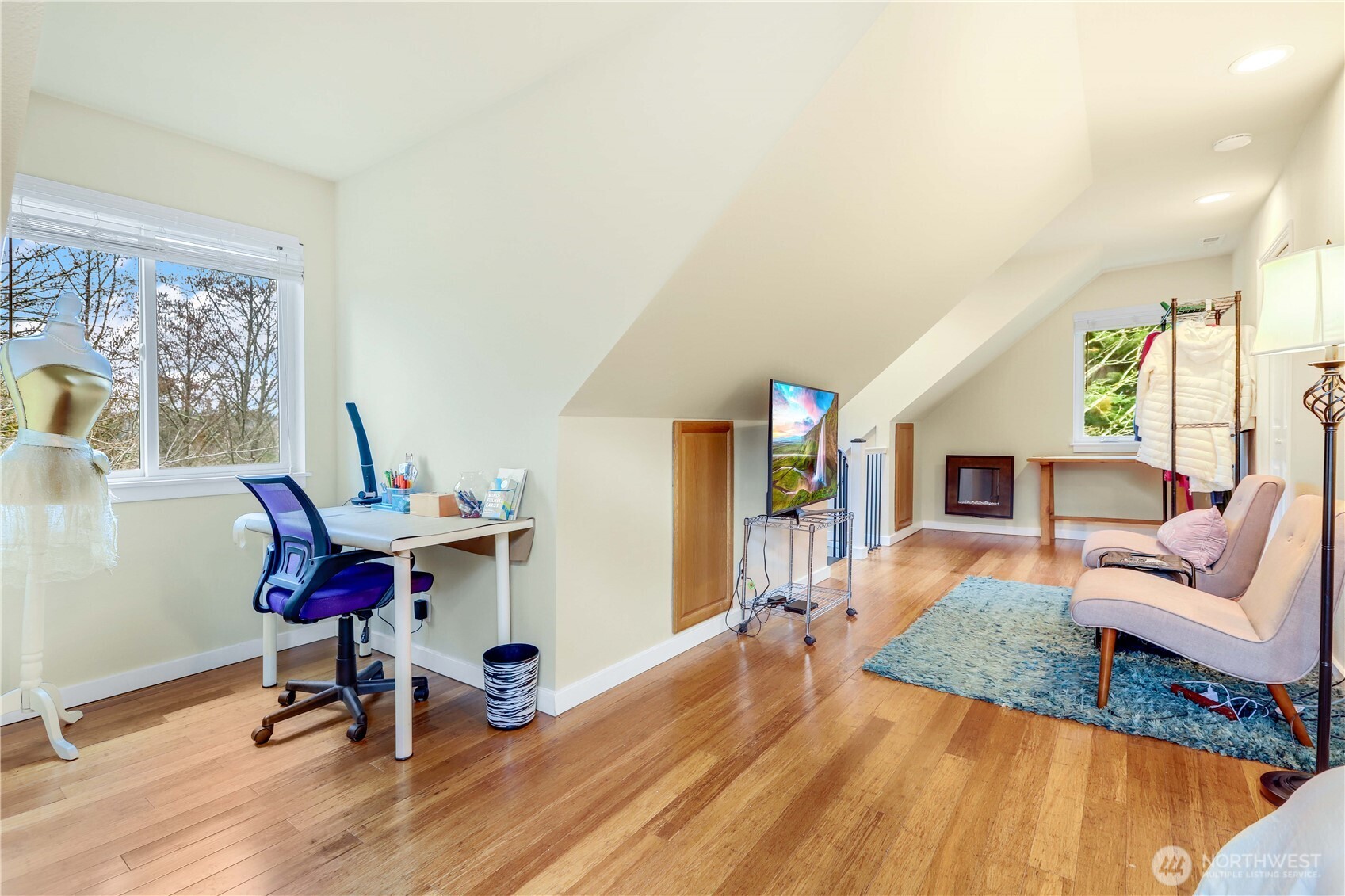 14142 97th Avenue NE, Kirkland, WA 98034