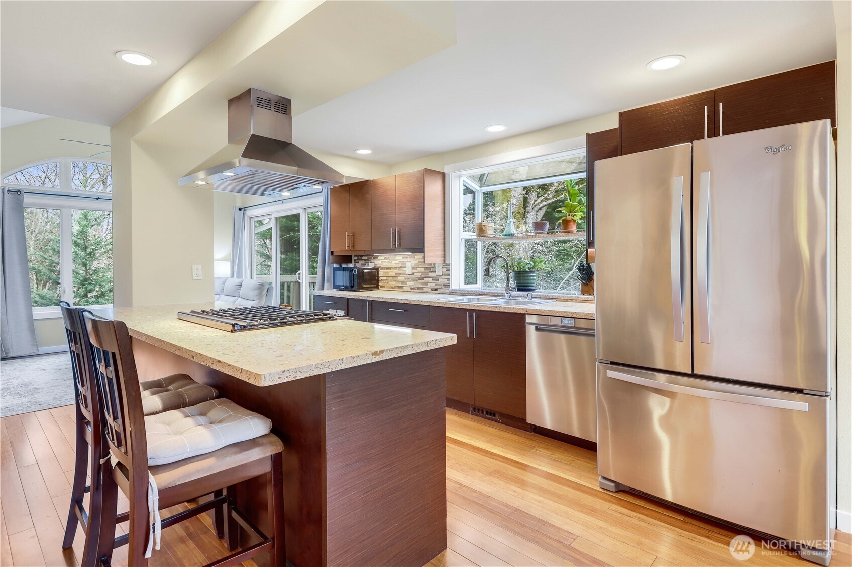 14142 97th Avenue NE, Kirkland, WA 98034