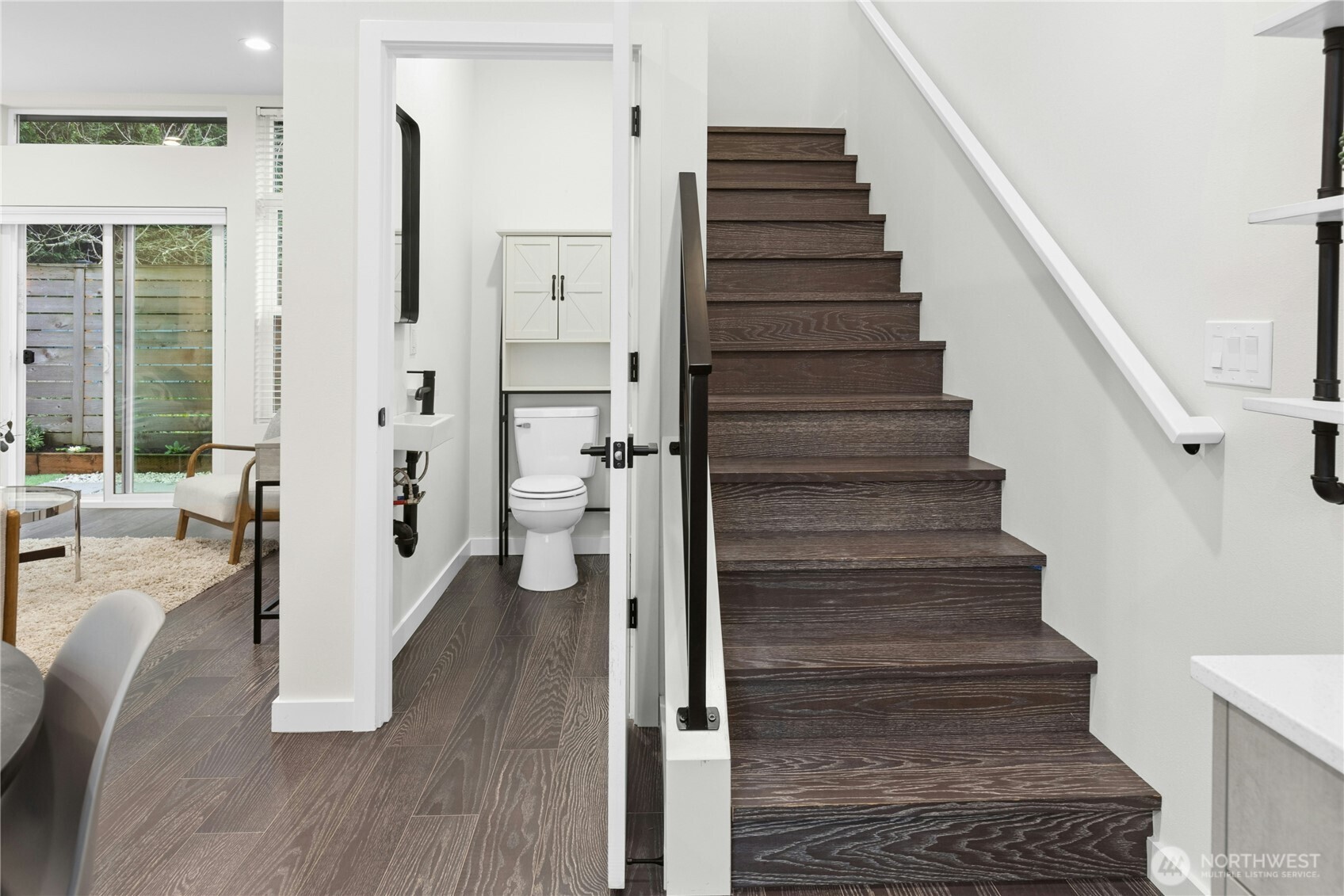 1142 NW 59th Street #B, Seattle, WA 98107