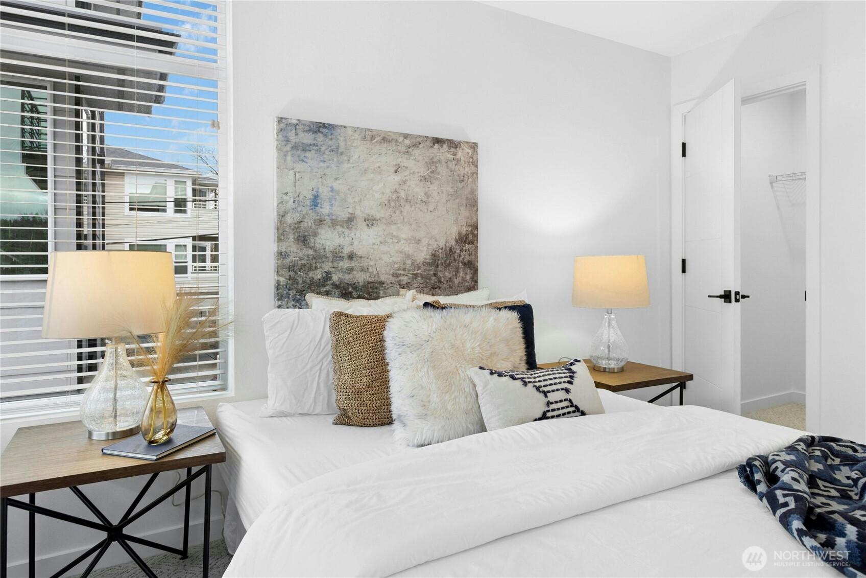 1142 NW 59th Street #B, Seattle, WA 98107