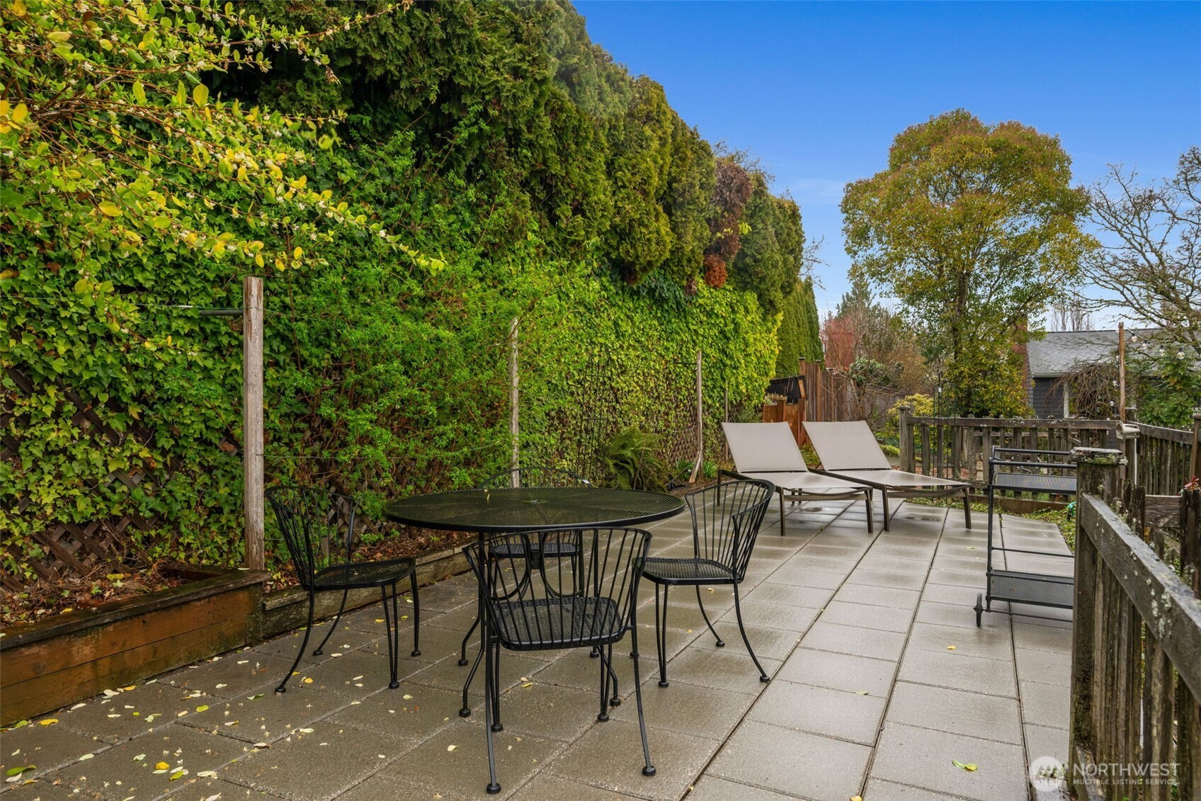 4812 NE 42nd Street , Seattle, WA 98105