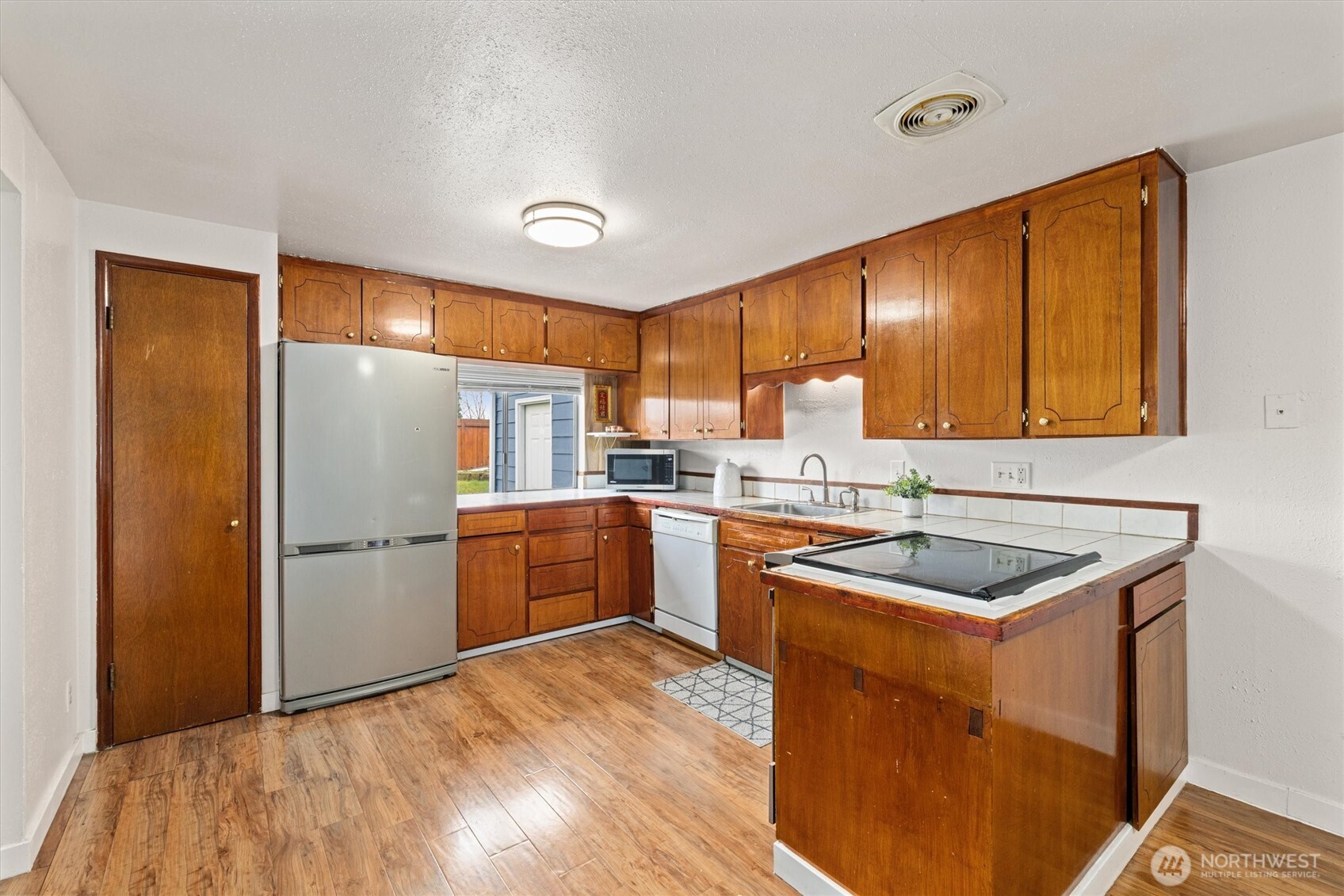 12067 Renton Avenue S, Seattle, WA 98178