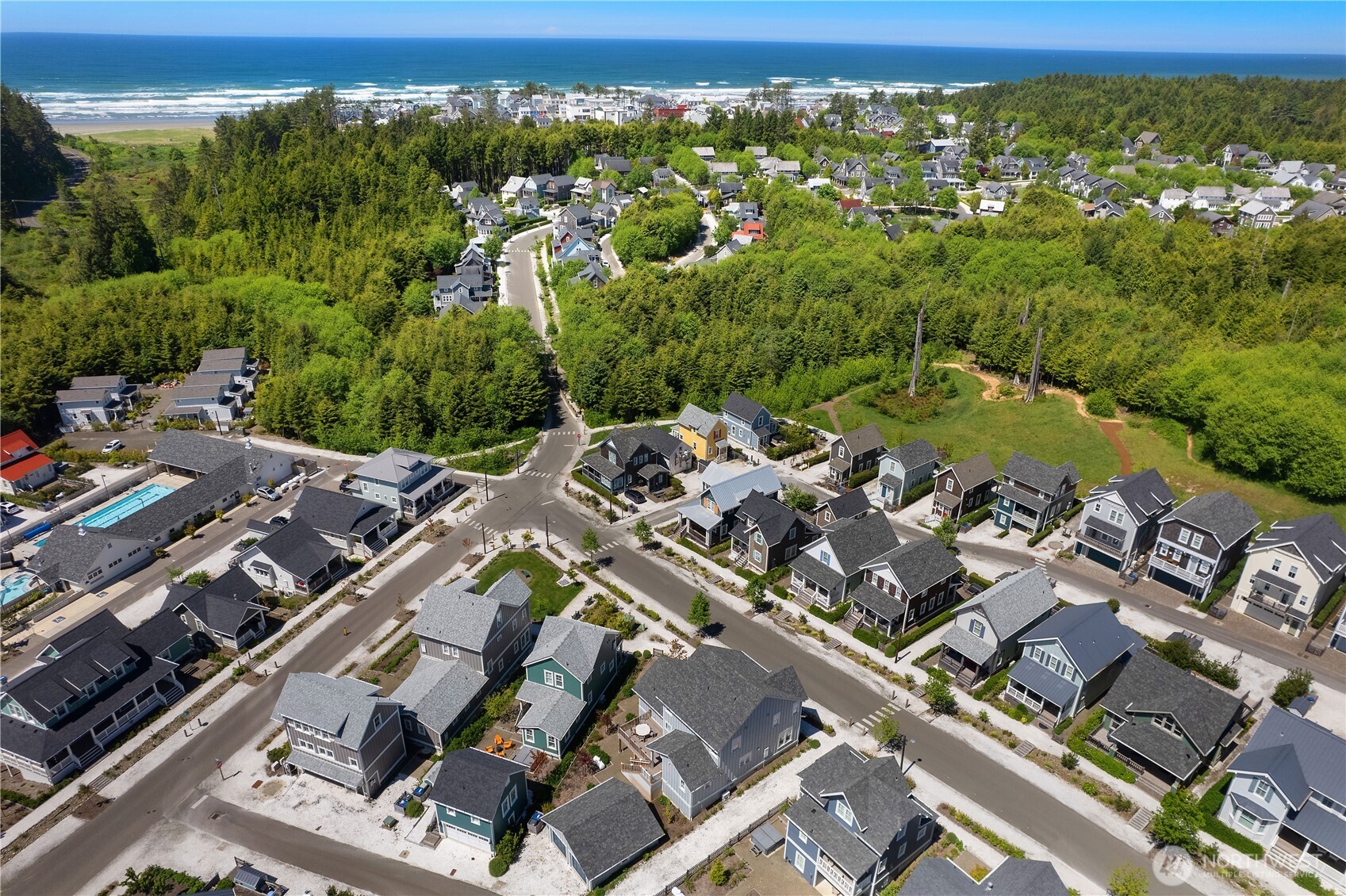 94 Horizon Street , Pacific Beach, WA 98571