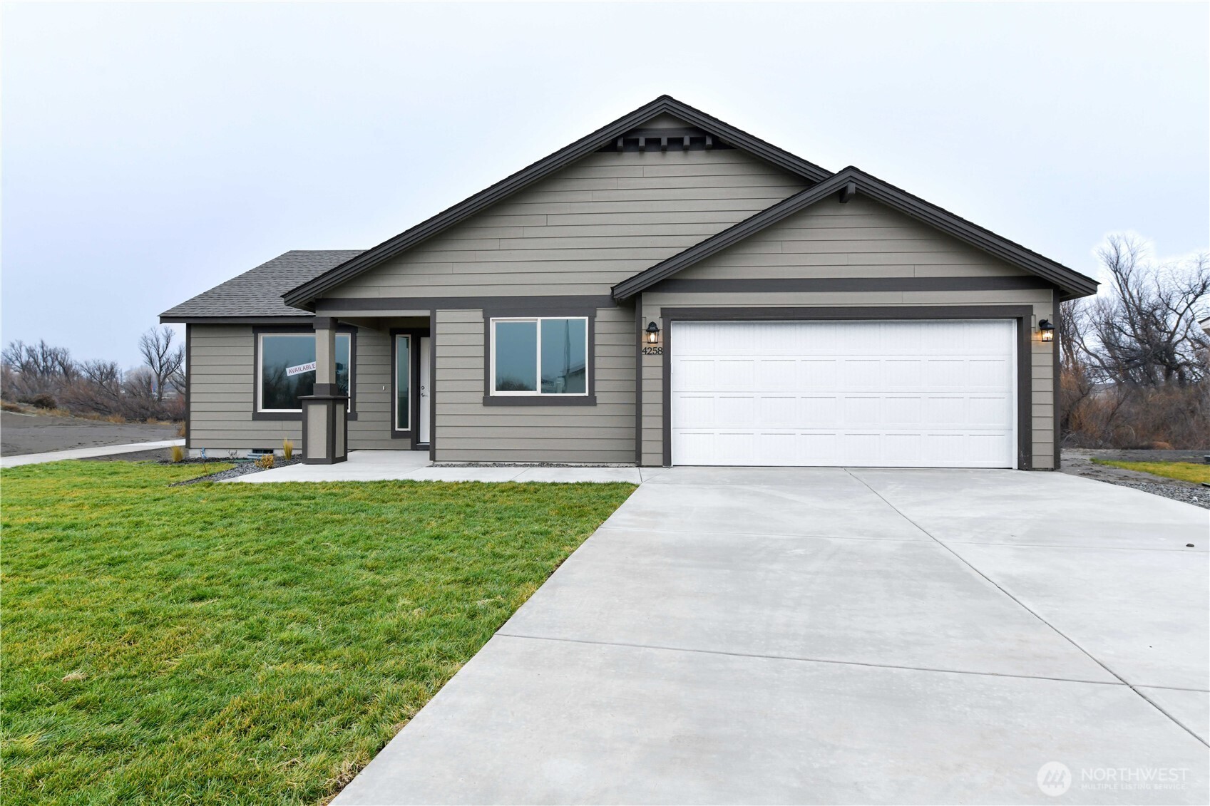 4258 W Sandy Court , Moses Lake, WA 98837