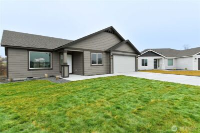 4258 W Sandy Court , Moses Lake, WA 98837 - Photo 2