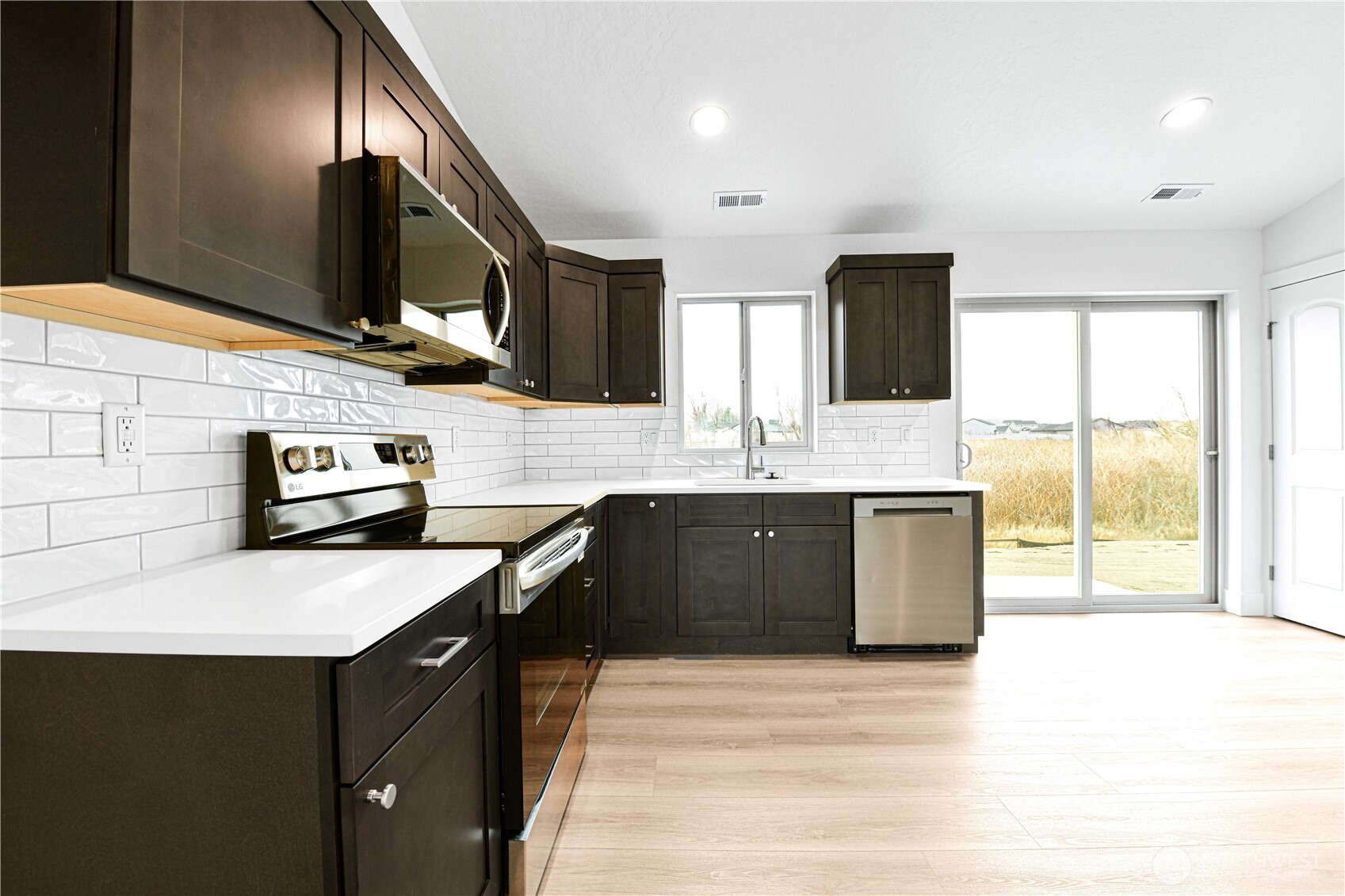 4258 W Sandy Court , Moses Lake, WA 98837