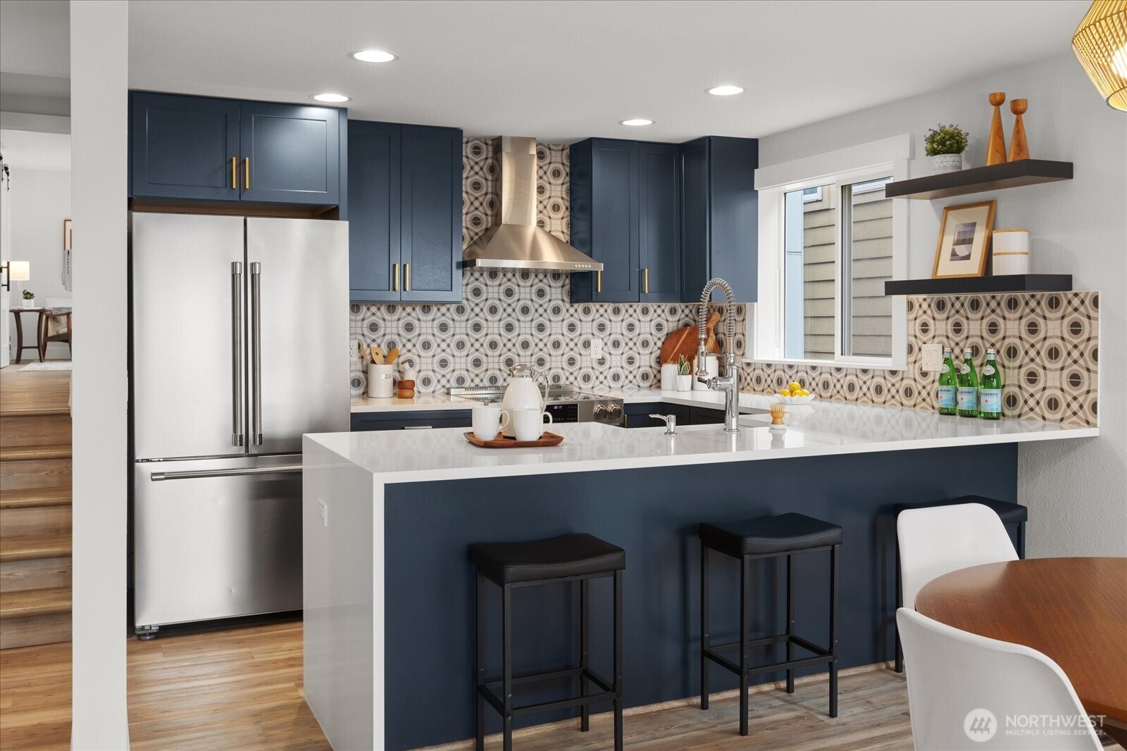 1512 California Avenue SW #302, Seattle, WA 98116-1661