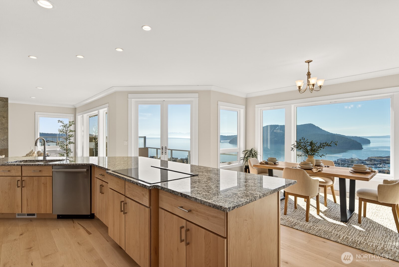 2402 Highland Drive , Anacortes, WA 98221