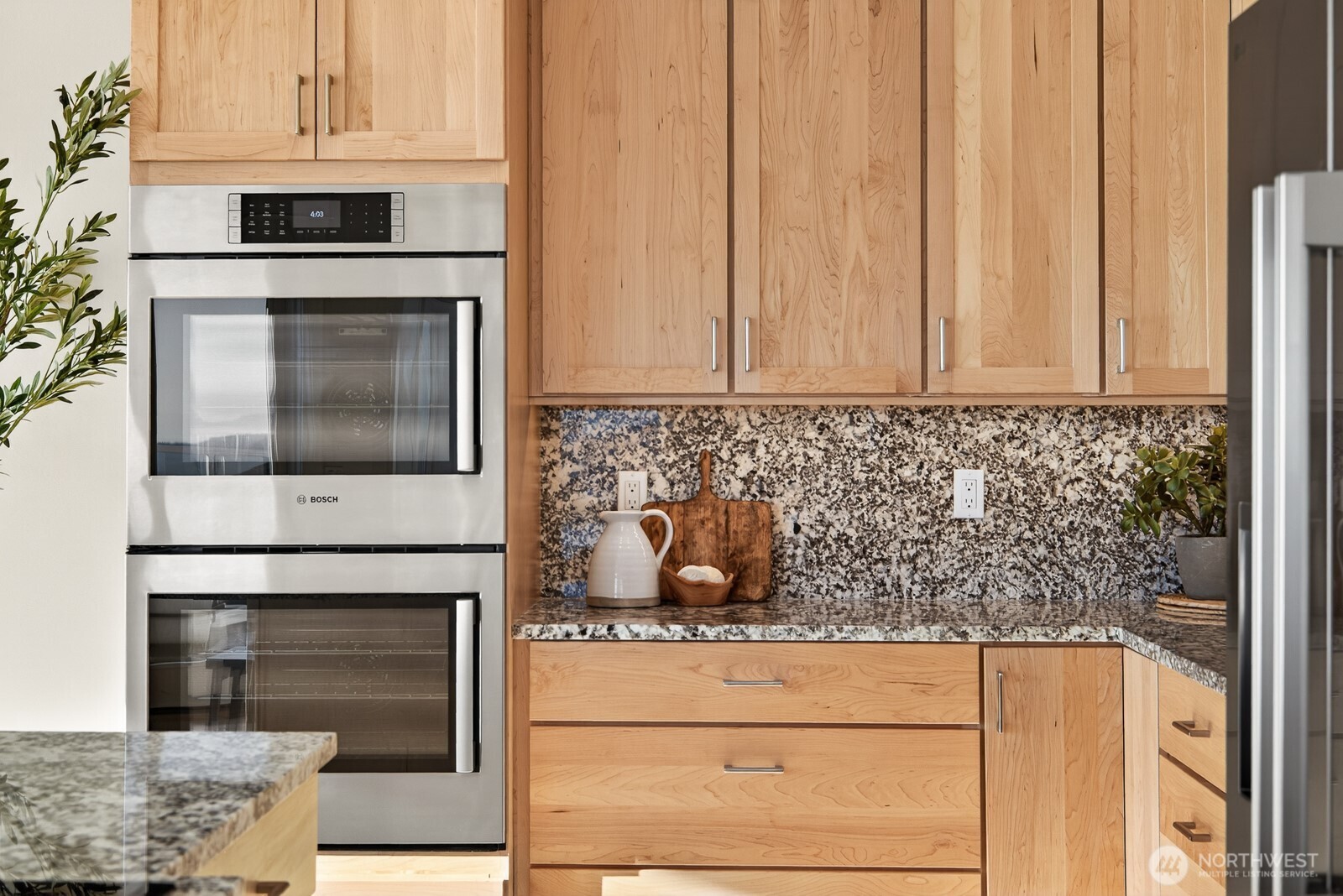 2402 Highland Drive , Anacortes, WA 98221