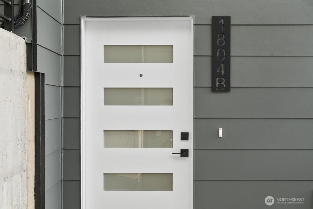 1804 B 28th Avenue S, Seattle, WA 98144