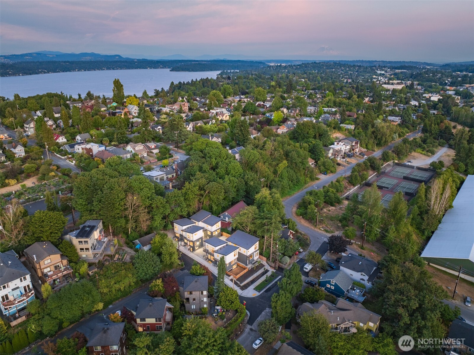 1804 B 28th Avenue S, Seattle, WA 98144