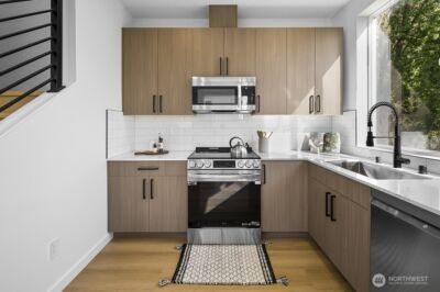 1806 B 28th Avenue S, Seattle, WA 98144 - Photo 8