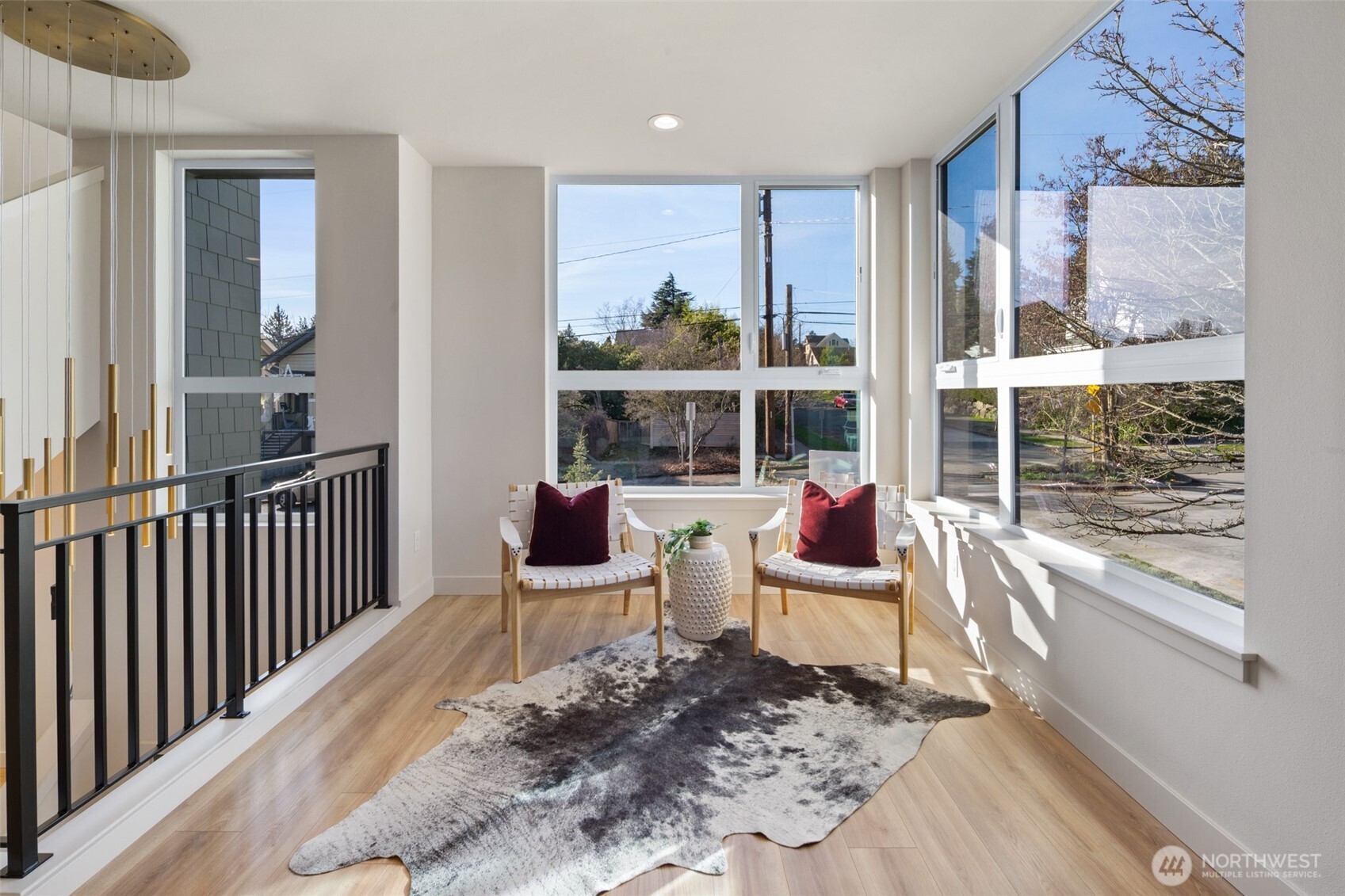 4136 Eastern Avenue N, Seattle, WA 98103