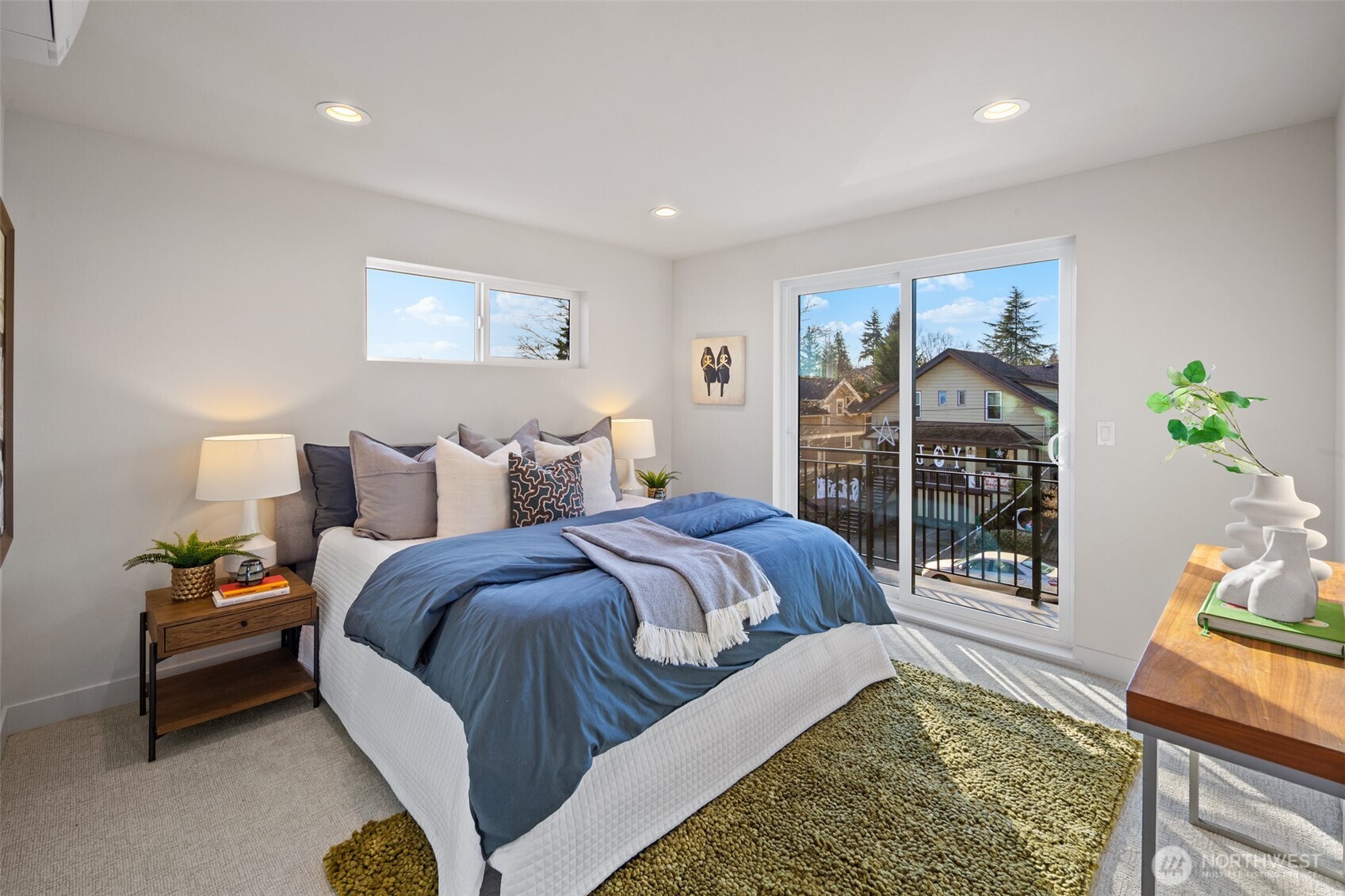 4136 Eastern Avenue N, Seattle, WA 98103