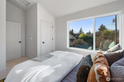 4136 Eastern Avenue N, Seattle, WA 98103 - Photo 23